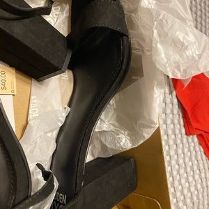 Black heels Steve Madden